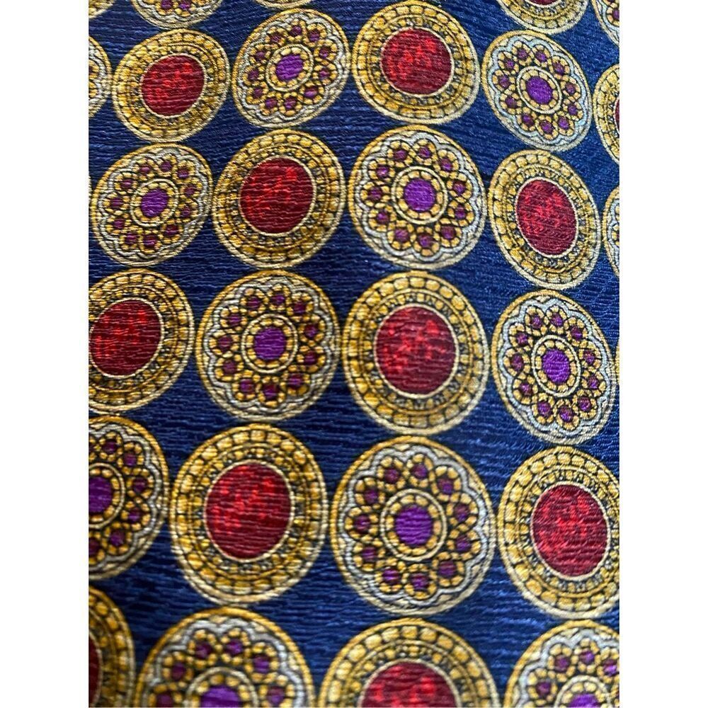 Valentino, men’s vintage 100% silk round medallion luxury Tie 57